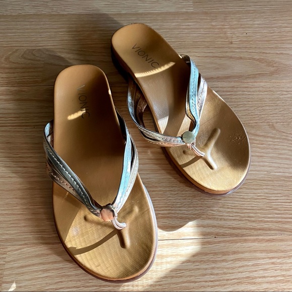 Vionic Rose Gold & Gold Leather Strap Sandals 6M - Picture 3 of 11